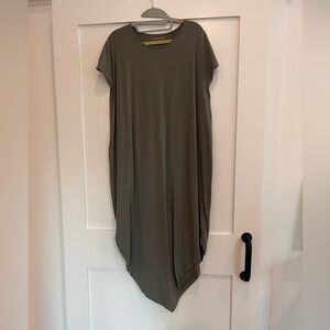 Universal Standard Iconic Geneva Dress - size 14-16